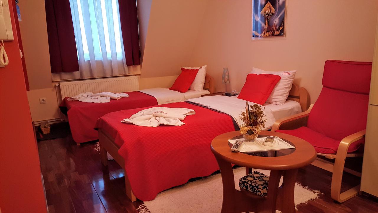 Garni Hotel Lama Крагуєваць Екстер'єр фото