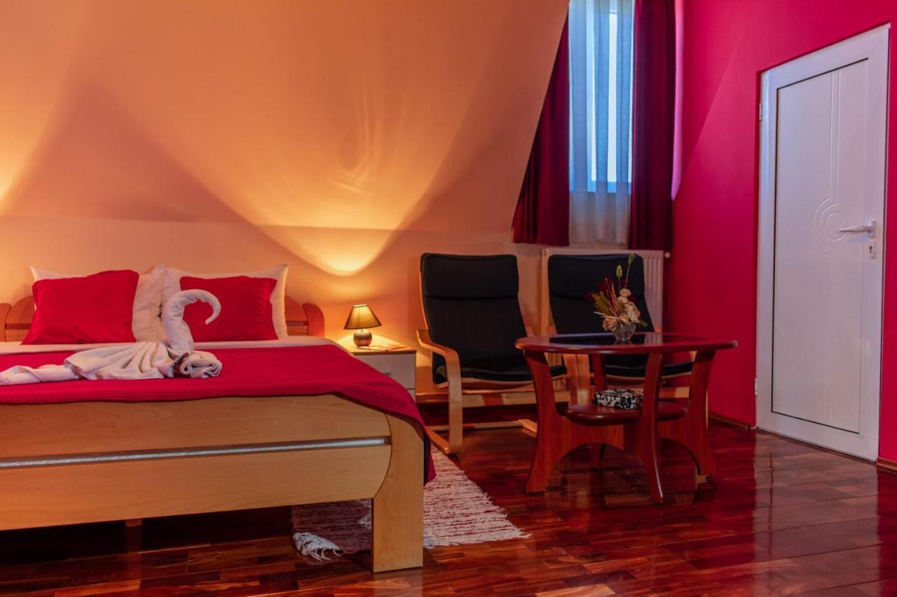 Garni Hotel Lama Крагуєваць Екстер'єр фото